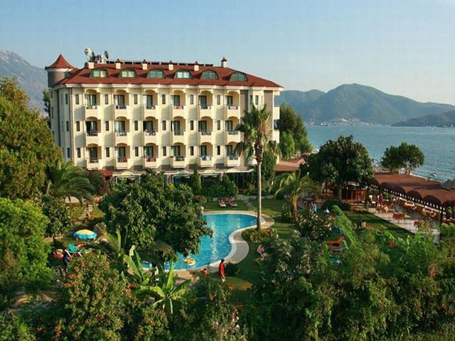 MUTLU HOTEL